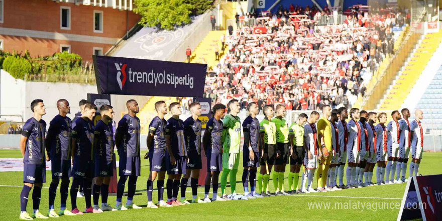 Trendyol Süper Lig: Kasımpaşa: 0 - Samsunspor: 0 (Maç devam ediyor)