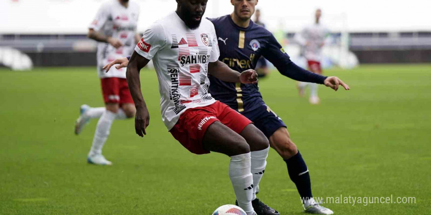 Trendyol Süper Lig: Kasımpaşa: 1 - Gaziantep FK: 1 (Maç devam ediyor)