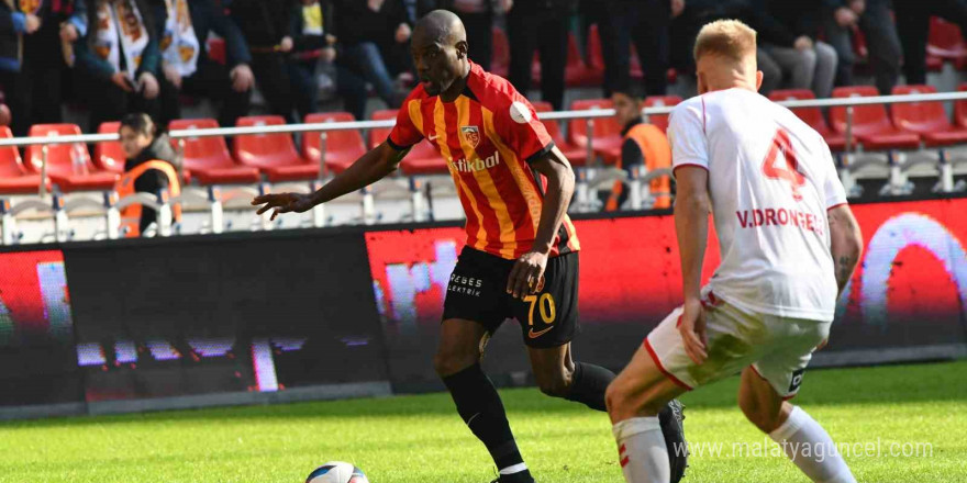 Trendyol Süper Lig: Kayserispor: 0 - Samsunspor: 1 (Maç sonucu)