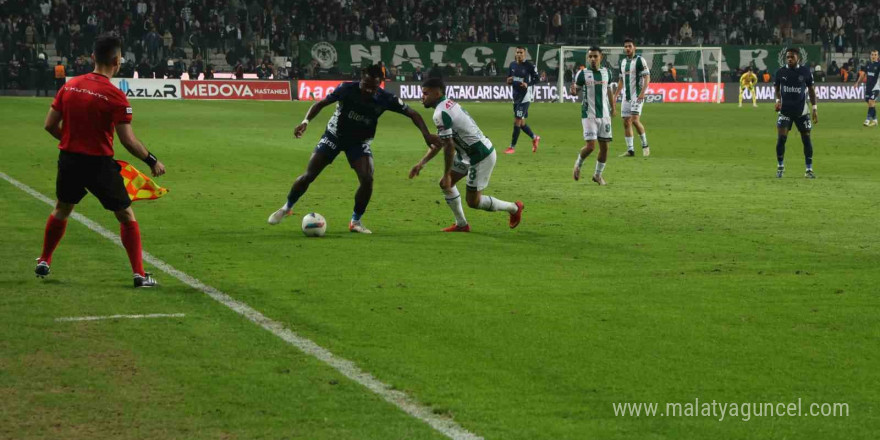 Trendyol Süper Lig: Konyaspor: 2 - Fenerbahçe: 3 (Maç sonucu)