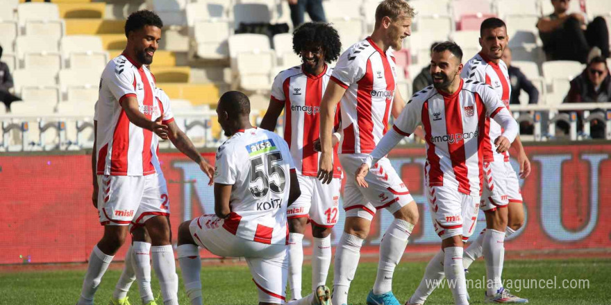 Trendyol Süper Lig: NG Sivasspor: 2 - Çaykur Rizespor: 1 (Maç sonucu)