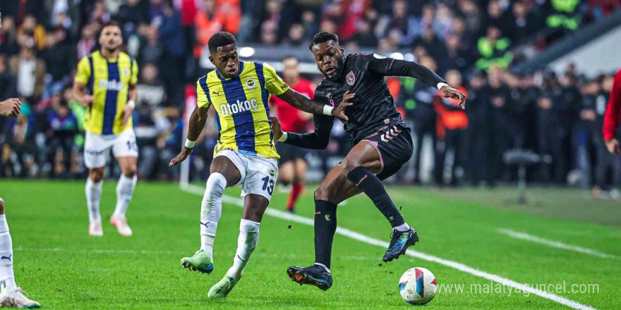 Trendyol Süper Lig: Samsunspor: 0 - Fenerbahçe: 1 (İlk yarı)