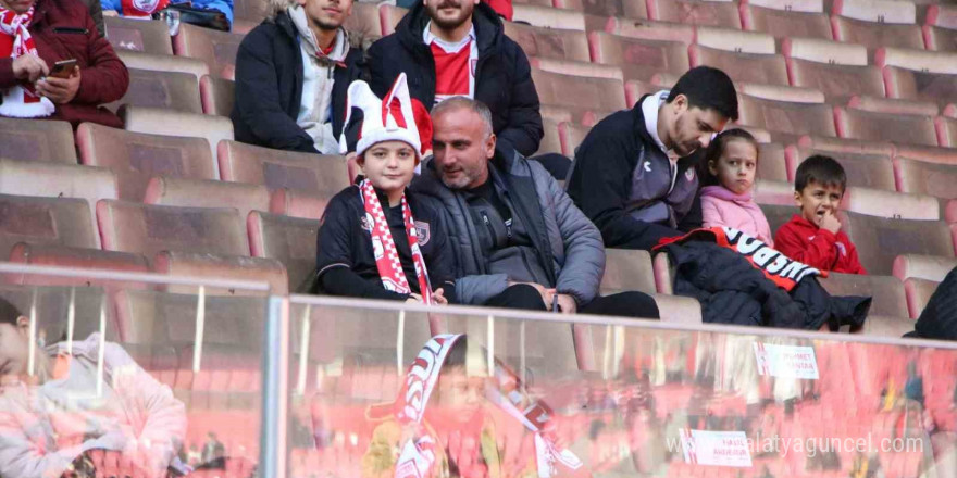 Trendyol Süper Lig: Samsunspor: 1 - Bodrum FK: 0 (İlk yarı)