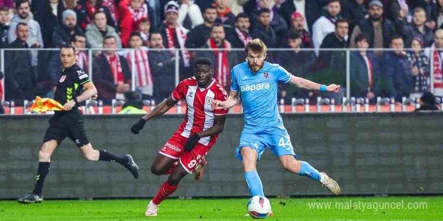 Trendyol Süper Lig: Samsunspor: 2 - Trabzonspor: 1 (Maç sonucu)