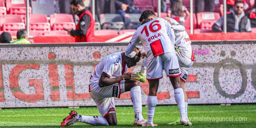 Trendyol Süper Lig: Samsunspor: 4 - Bodrum FK: 0 (Maç sonucu)