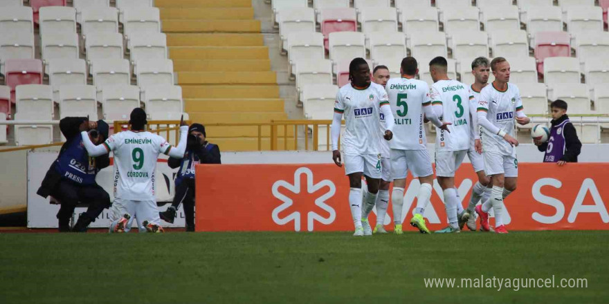 Trendyol Süper Lig: Sivasspor: 1 - Corendon Alanyaspor: 1 (Maç sonucu)