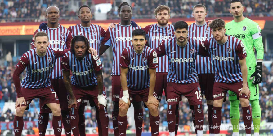 Trendyol Süper Lig: Trabzonspor: 1 - Antalyaspor:0  (İlk yarı)