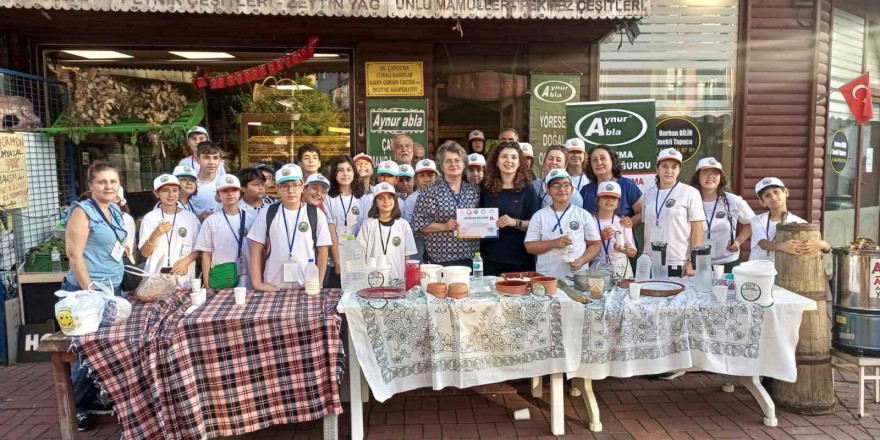 TÜBİTAK projesi  kapsamında Çaycuma’da öğrenciler manda yoğurdunu tattılar