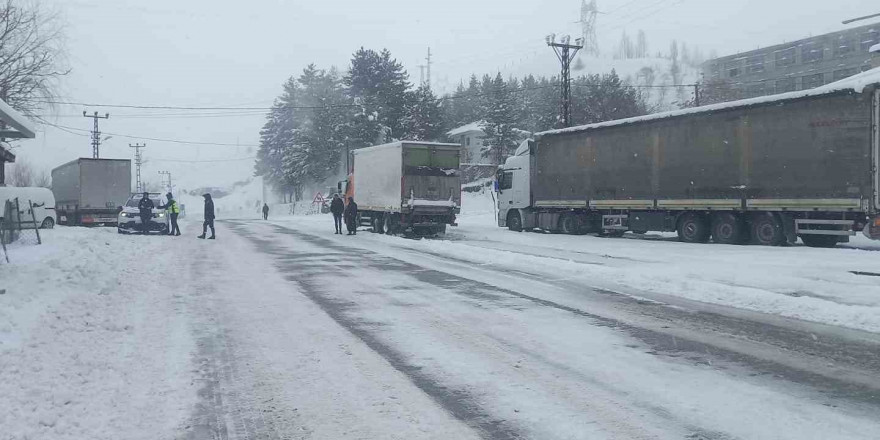 Tunceli’de 229 köy yolu ulaşıma kapandı