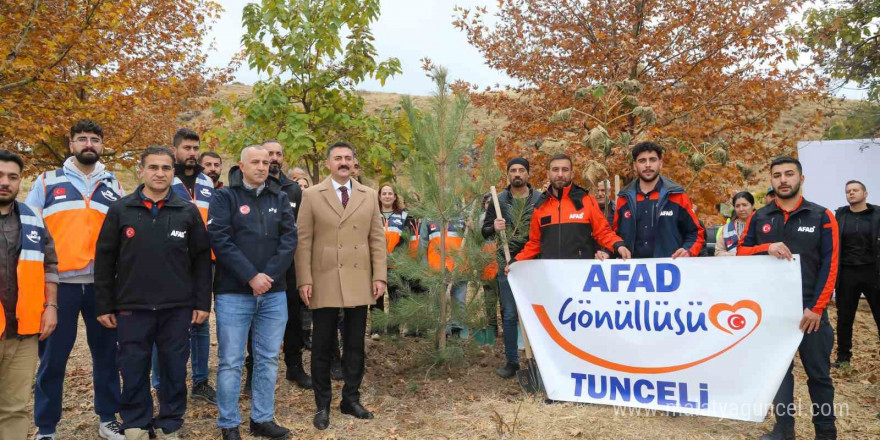 Tunceli’de 35 bin fidan toprakla buluşturuldu