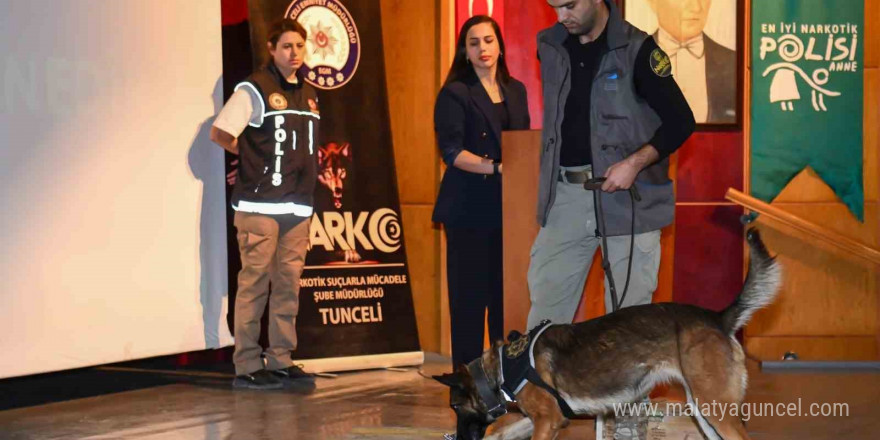 Tunceli’de, “En İyi Narkotik Polisi, Anne” programı