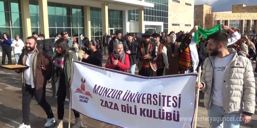 Tunceli’de renkli erken yeni yıl kutlaması