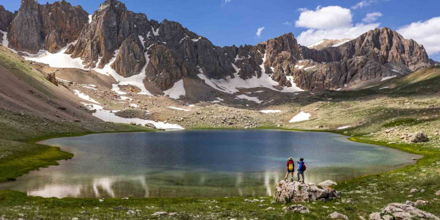 Turizm geliri geçen yılın aynı çeyreğine göre yüzde 11,8 arttı