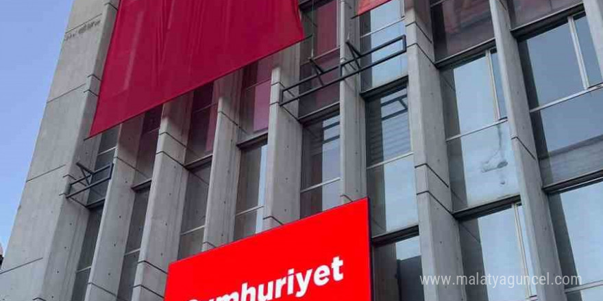 Türk Dil Kurumu ekranında “Cumhuriyet Bayramı” kutlaması