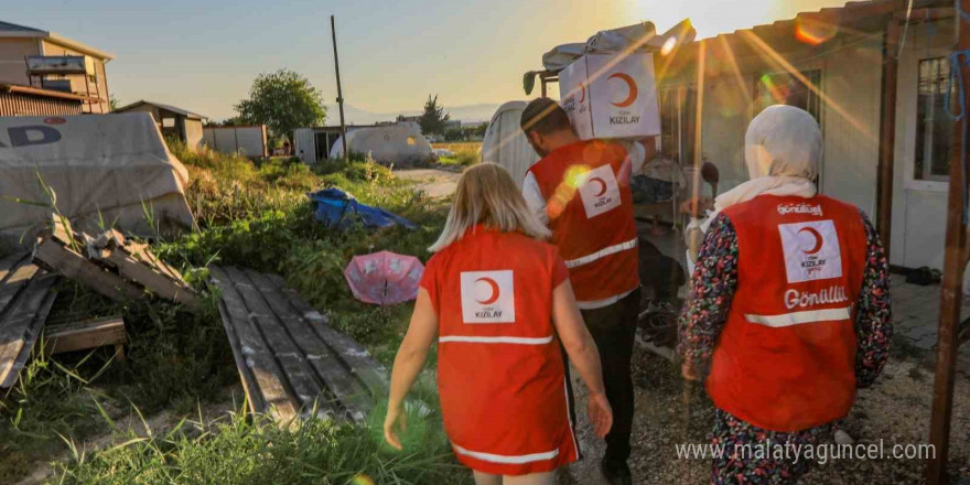 Türk Kızılay gönüllüleriyle iyiliği büyütüyor