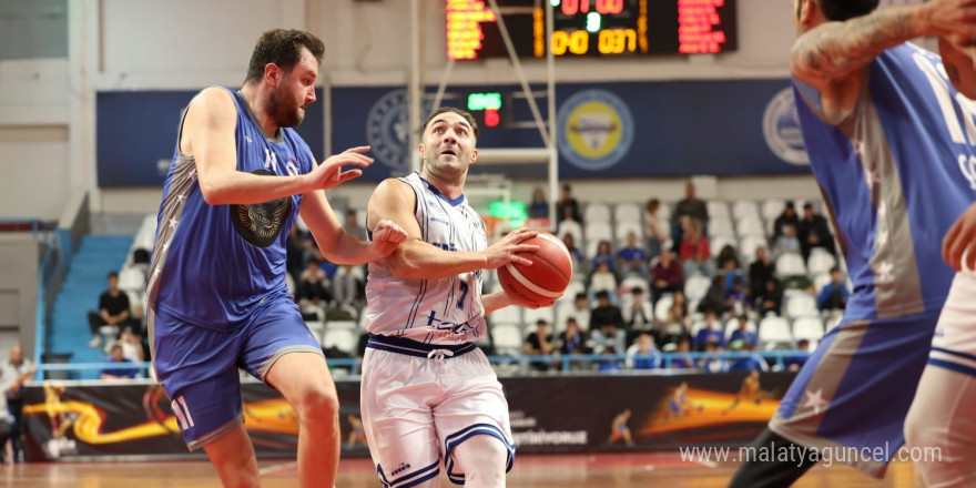 Türkiye Basketbol 2. Ligi: Kocaeli BŞB Kağıtspor: 81 - Çorlu Belediyesi: 71