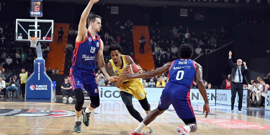 Türkiye Basketbol Süper Ligi: Mersin Spor Kulübü: 74 - Bahçeşehir Koleji: 73