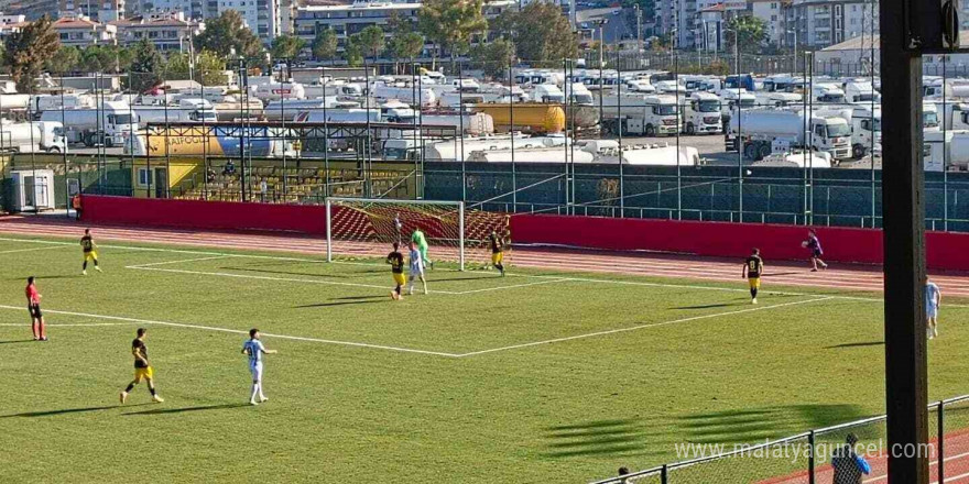 Türkiye Kupası: Aliağaspor FK: 2 - Anadolu Üniversitesi: 3