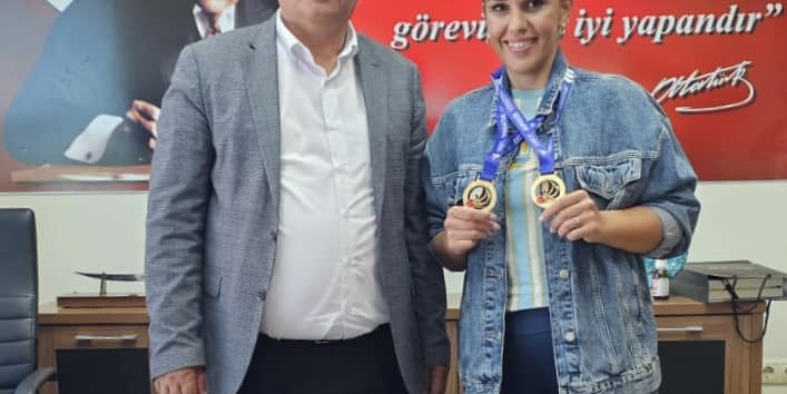 Türkiye şampiyonu Hatice Öğretmen Bayağaç’ı gururlandırdı