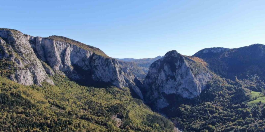 Türkiye’nin tek 'Pan Parks' statüsüne sahip Küre Dağlarında mest eden sonbahar manzarası