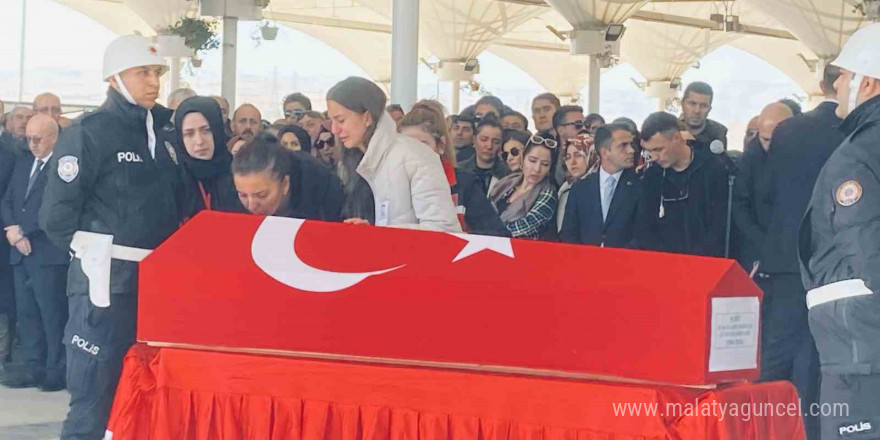 TUSAŞ saldırısında şehit olan güvenlik görevlisi Atakan Şahin Erdoğan son yolculuğuna uğurlandı