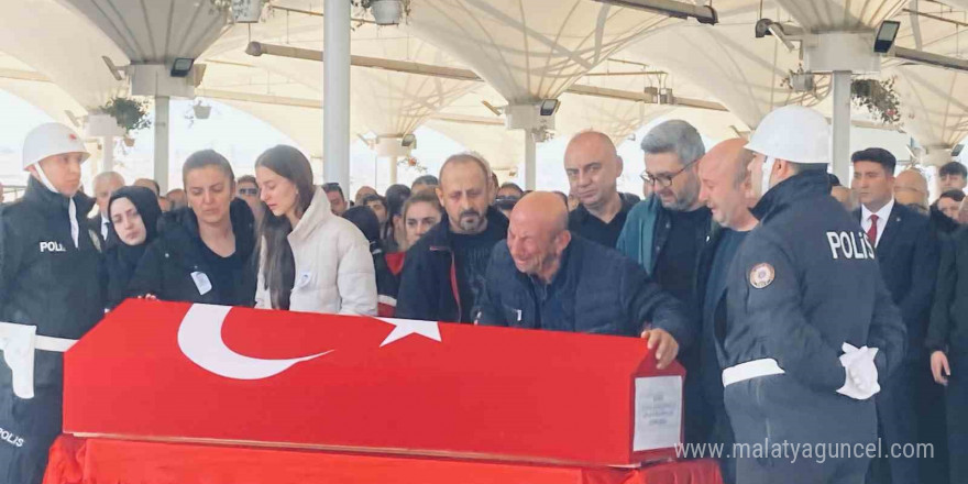 TUSAŞ saldırısında şehit olan güvenlik görevlisi Atakan Şahin Erdoğan son yolculuğuna uğurlandı