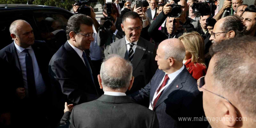 TÜYAP Uluslararası İstanbul Kitap Fuarı 41. kez kapılarını açtı