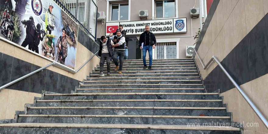 Tuzla’da otomobil çalan şüpheliler evden hırsızlık yaparken yakayı ele verdi