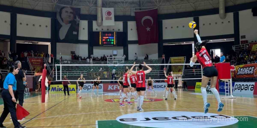 TVF Kadınlar 1. Ligi: Bozüyük Belediyesi Eğitim Spor: 0 - Göztepe: 3