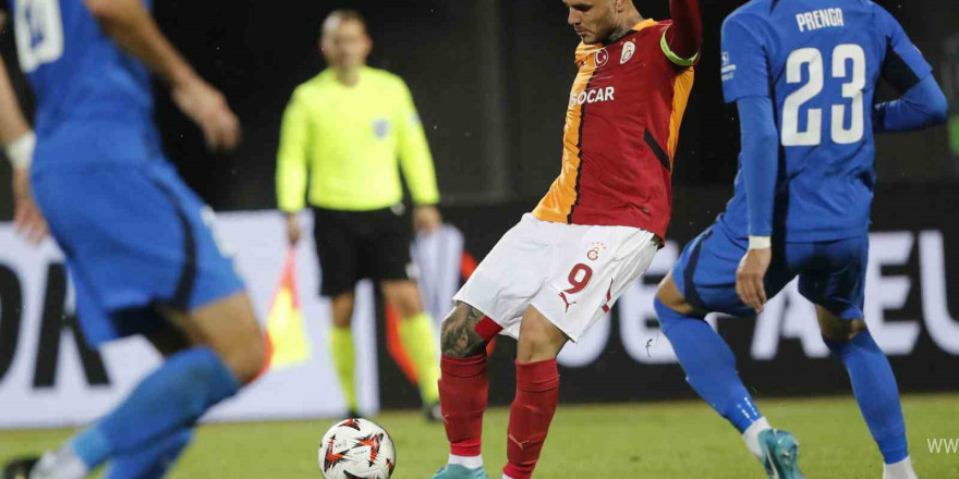 UEFA Avrupa Ligi: RFS: 1 - Galatasaray: 2 (İlk yarı)