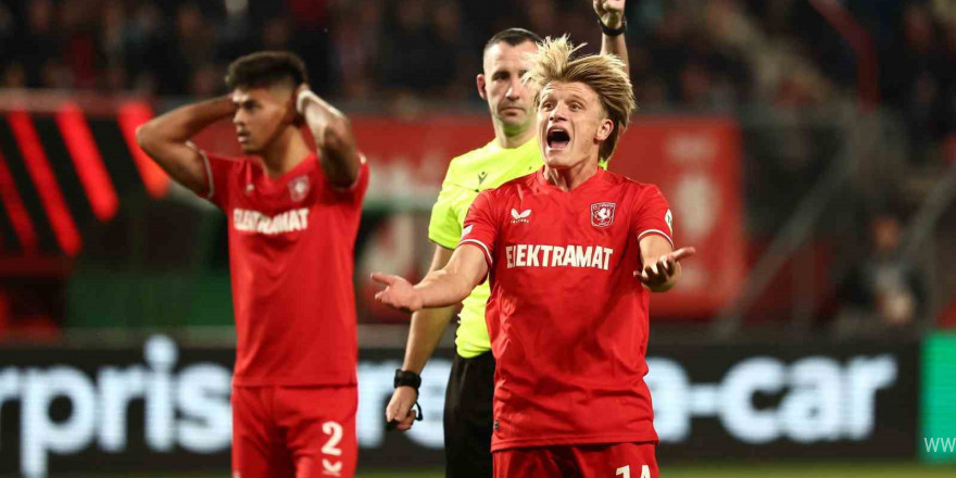 UEFA Avrupa Ligi: Twente: 1 - Fenerbahçe: 1 (Maç sonucu)