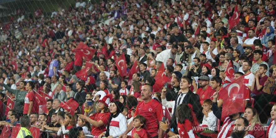 UEFA Uluslar Ligi: Türkiye: 0 - Karadağ: 0 (Maç devam ediyor)