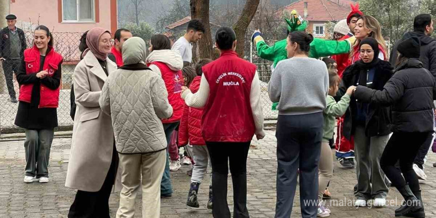 Ula’da minik yetenekler sanat ve sporla şekilleniyor