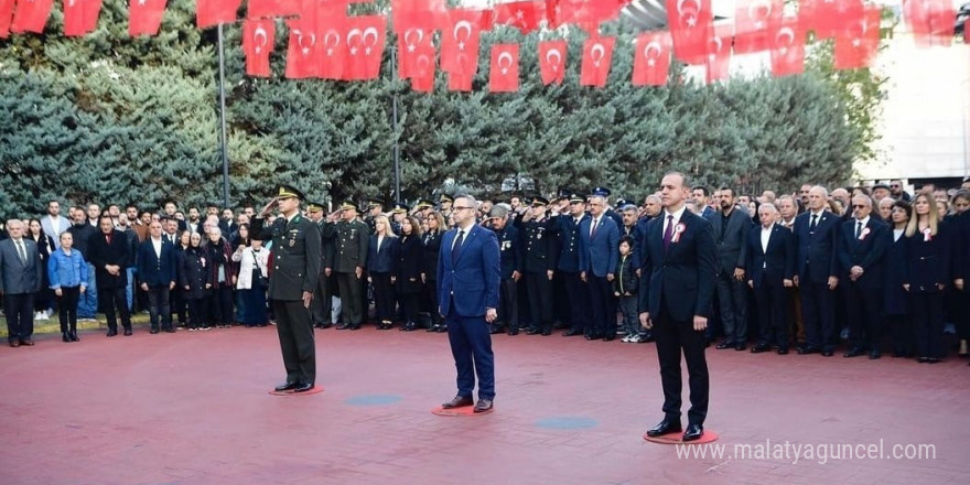 Ulu Önder Gazi Mustafa Kemal Atatürk aramızdan ayrılışının  86.yıl dönümünde Sancaktepe’de anıldı