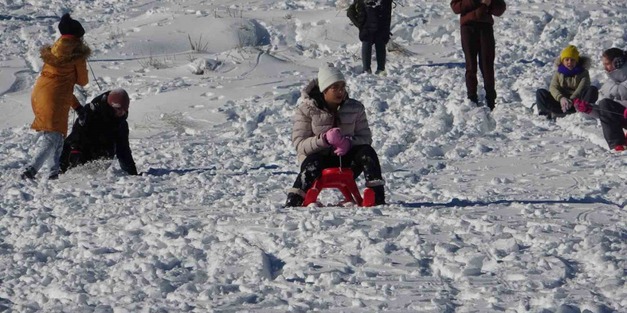 Uludağ’da günlük kayak maliyeti 5 bin lira