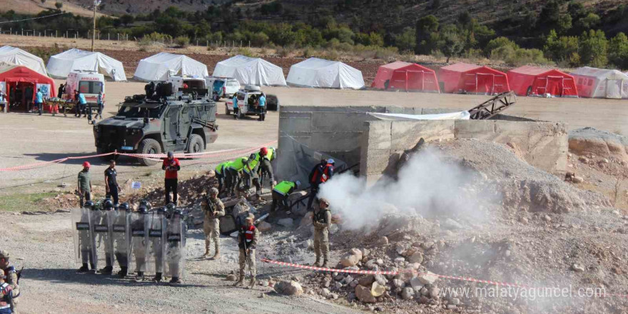 UMKE 30. Bölge Tatbikatı Siirt’te yapıldı