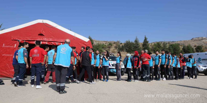 UMKE’den deprem bölgesinde ’afet hazırlık’ tatbikatı