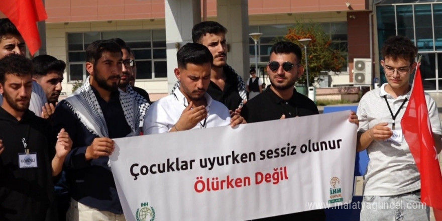 Üniversitelerden Filistin’e destek: 'Çocuklar uyurken sessiz olunur, ölürken değil'