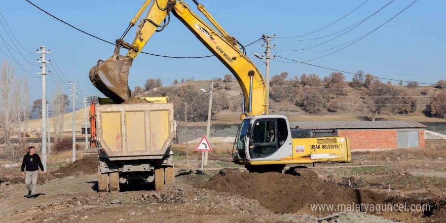 Uşak Belediyesi kent genelinde farklı noktalarda çalışmalarını sürdürüyor