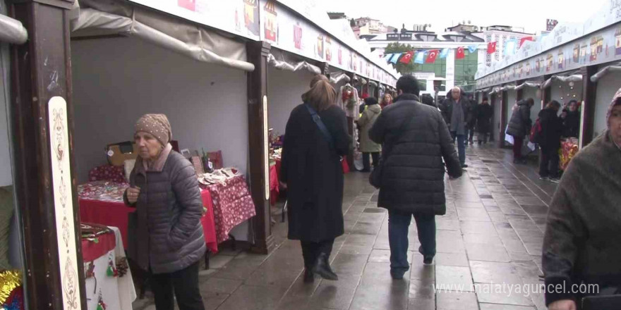 Üsküdar’da kadın el emeği ürünler yılbaşı pazarında satışa çıktı