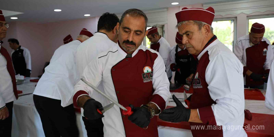 Ustalarından kebap yapımını öğrendiler