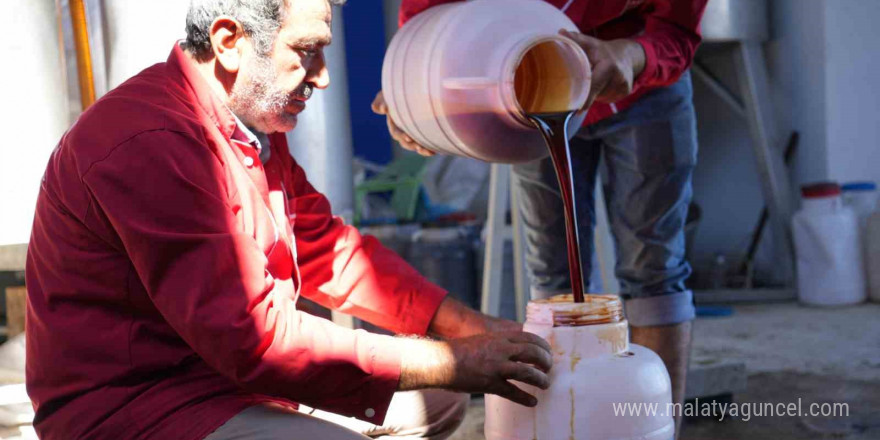 Üzümün taneden pekmeze uzanan yolculuğu