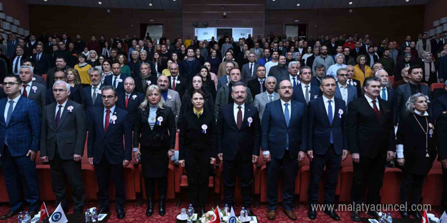 Vali Aksoy Öğretmenler Günü kutlama programına katıldı