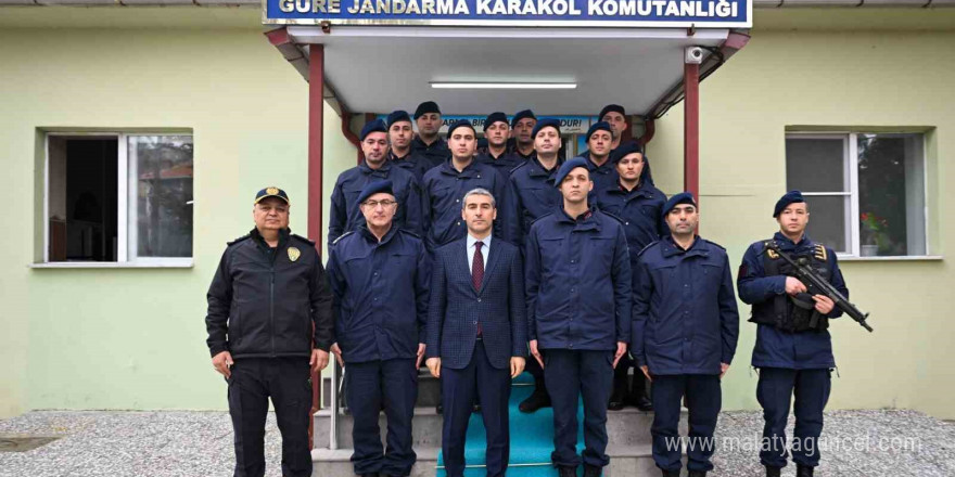 Vali Aktaş jandarma karakol noktalarında incelemelerde bulundu