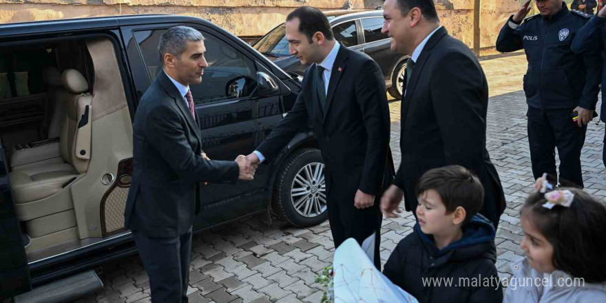 Vali Aktaş, Ulubey ilçesinde ziyaret ve incelemelerde bulundu