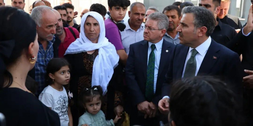 Vali Atay Habur’da vatandaşların sorunlarını dinledi