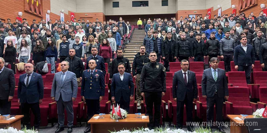 Vali Çiçek: “Gençlerimiz siberde inşallah bizim gözümüz ve kulağımız olur”