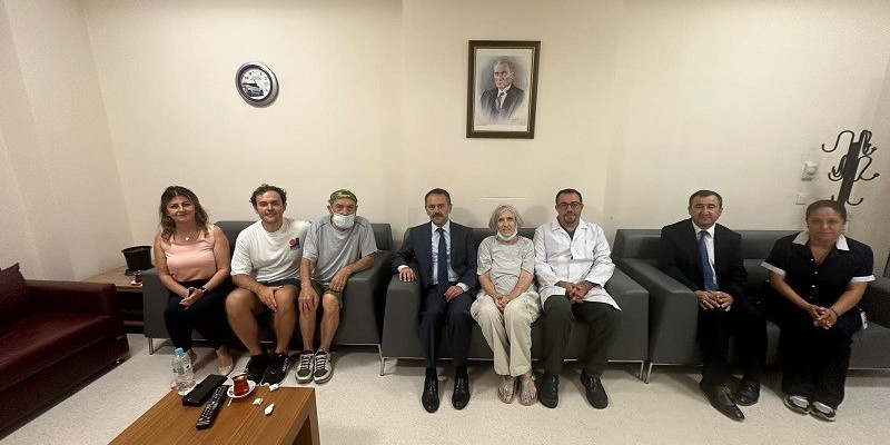 Vali İlhami Aktaş’tan, Kıbrıs Gazisi Ahmet Cahit Önder’e geçmiş olsun ziyareti