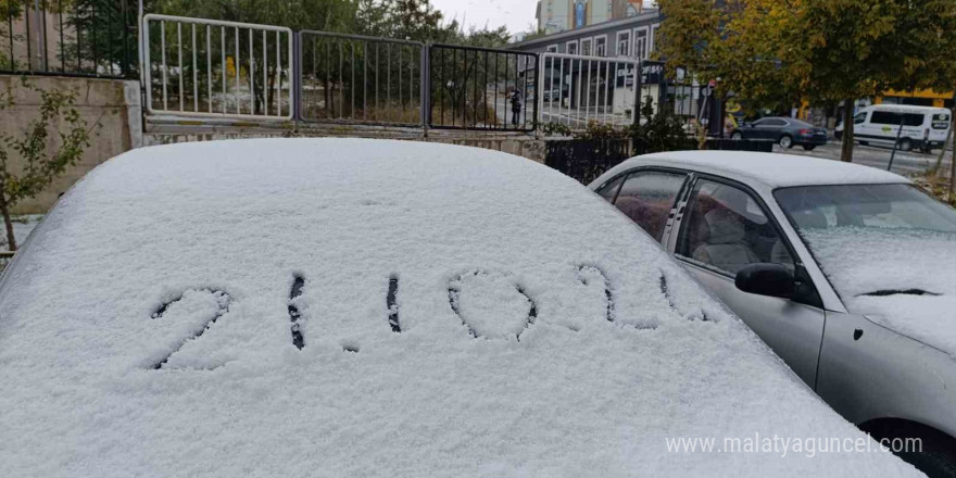 Van’da her yer beyaza büründü