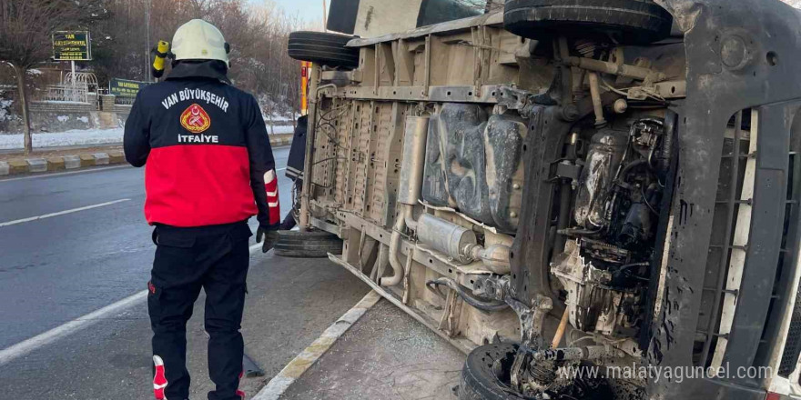 Van’da trafik kazası: 2 yaralı